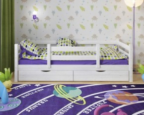 Детская кровать из массива березы Соня-5 (Белый/Лак) в Можге - mozhga.ok-mebel.com | фото 1