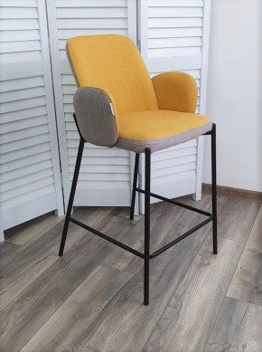 Полубарный стул NYX (H=65cm) VF106 желтый / VF120 серый М-City в Можге - mozhga.ok-mebel.com | фото