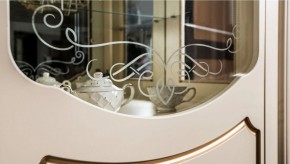 Витрина одностворчатая Мона Лиза (крем) в Можге - mozhga.ok-mebel.com | фото 6